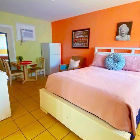 Bella Sirena Inn Сант Пит Бич Экстерьер фото